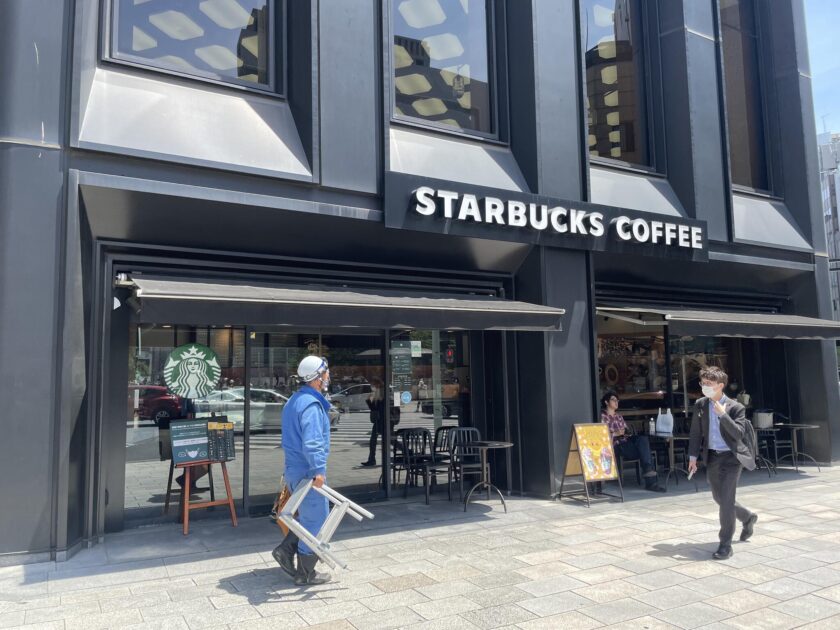 スターバックス 日本橋三越前店